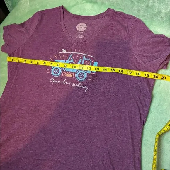 Life Is Good women's classic fit tee medium - Picture 5 of 5